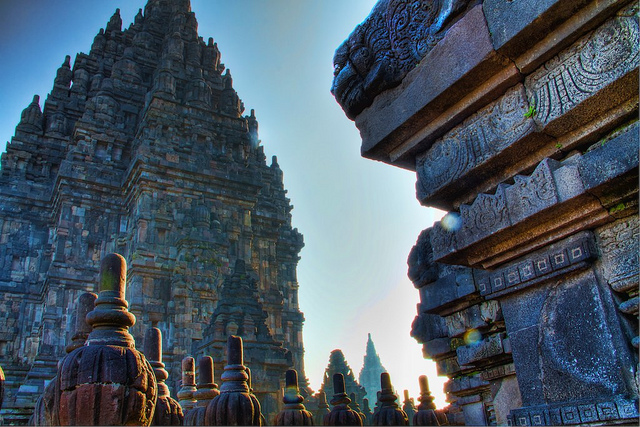 indonesia-temples-tefl