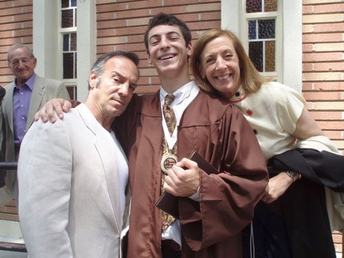 8 Tips for Getting Your Parents' Support for Teaching English Abroad