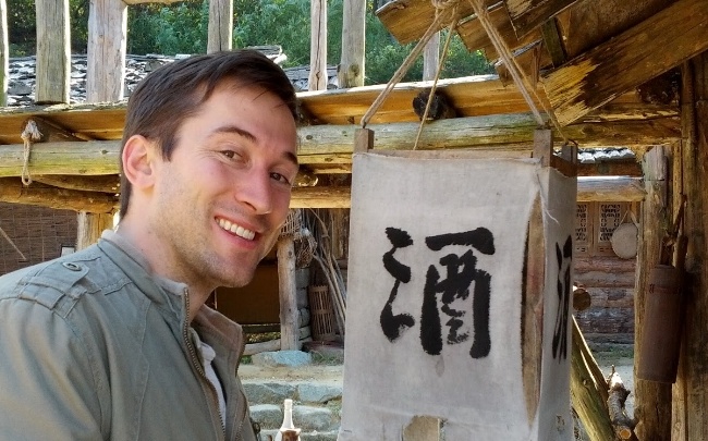 Alumni 1- Korea-Tommy-Joiner-3-664440-edited.jpg