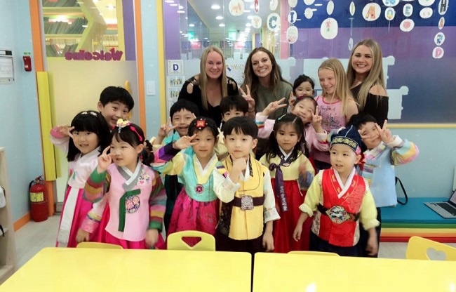 Why You Shouldn't Teach English abroad through a Program Why You Shouldn't Teach English abroad through a Program