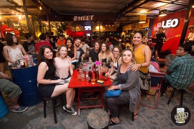 Teaching English in Thailand