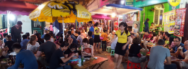 vietnam-food-market-208277-edited-350837-edited-188921-edited.png