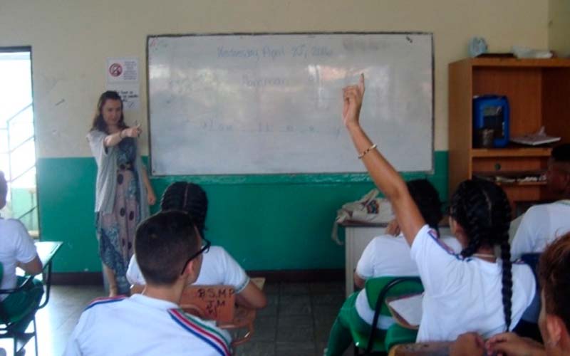 how to learn a new language while teaching abroad