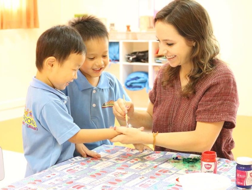 TEFL Certification for Teaching English Abroad