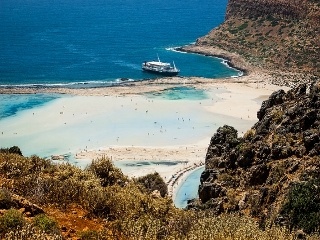 We'll help you find housing during your Crete TEFL Course