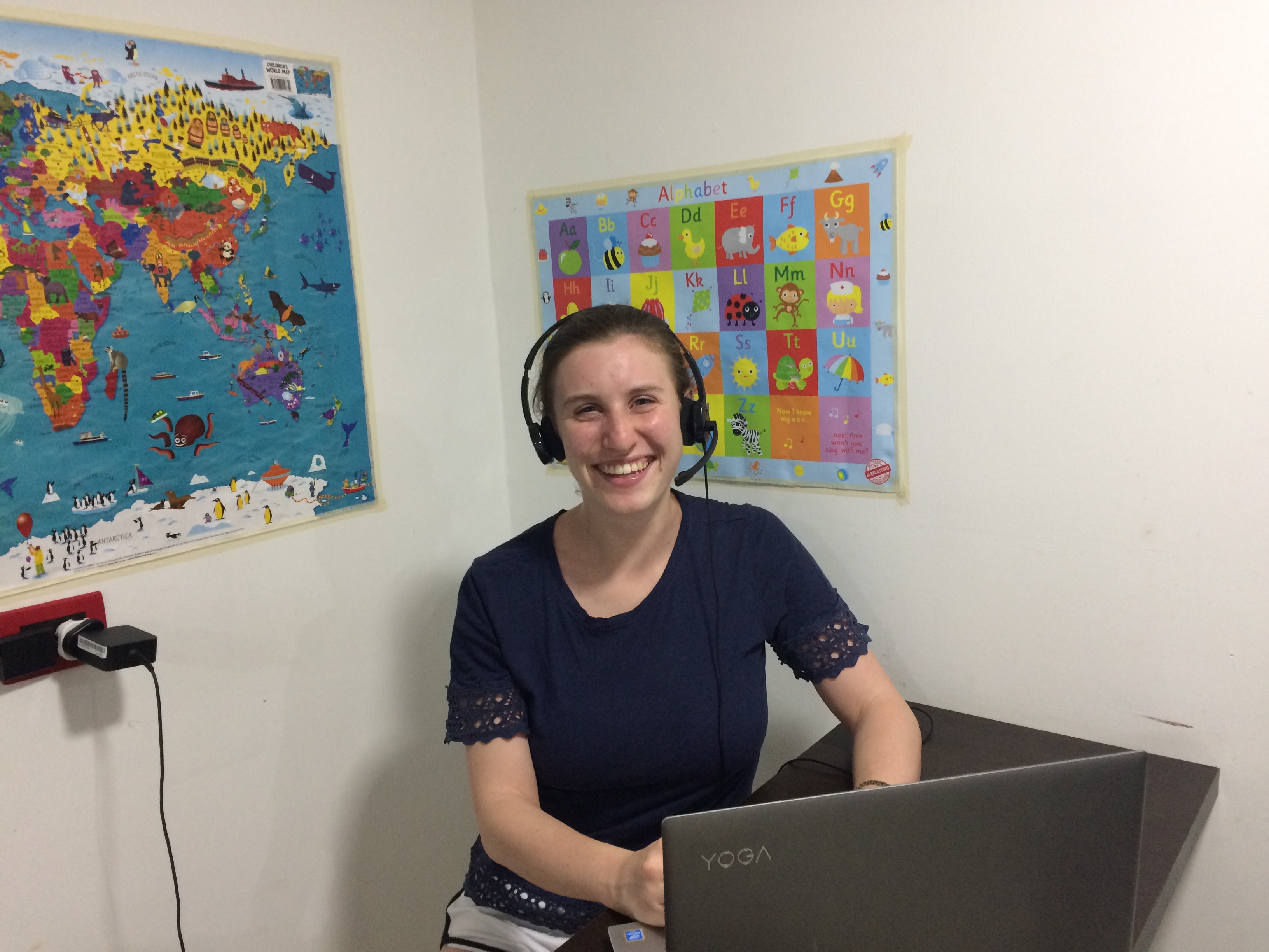 My Typical Weekly Schedule Teaching English in Colombia at a School, Online, & Privately