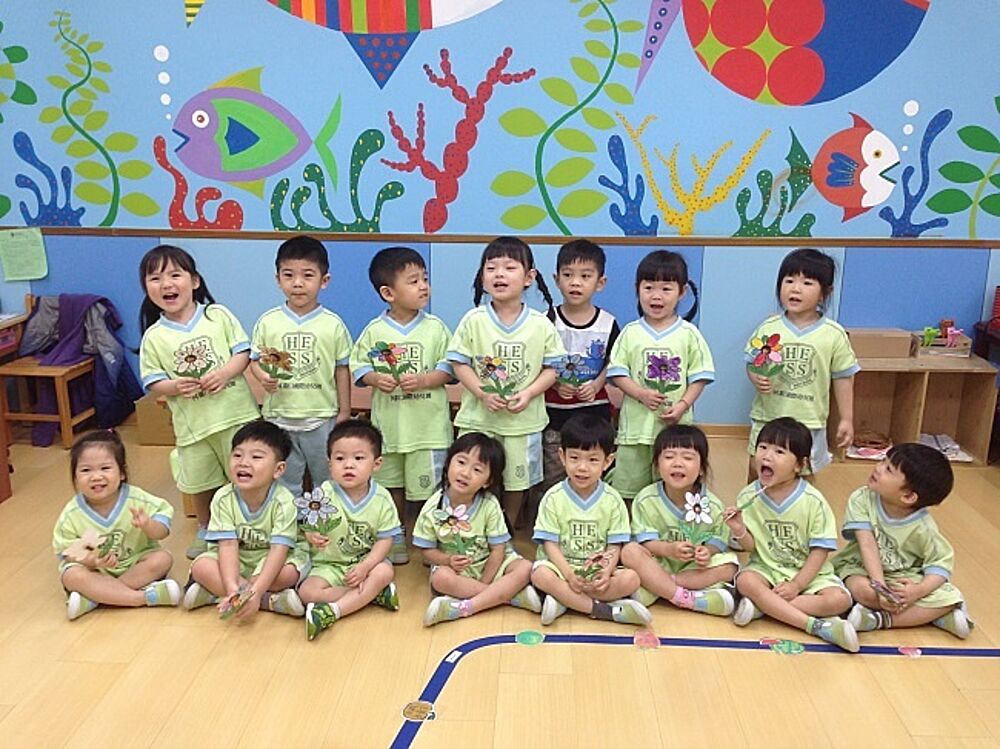 How Much Can I Earn and Save as an English Teacher in Taiwan?